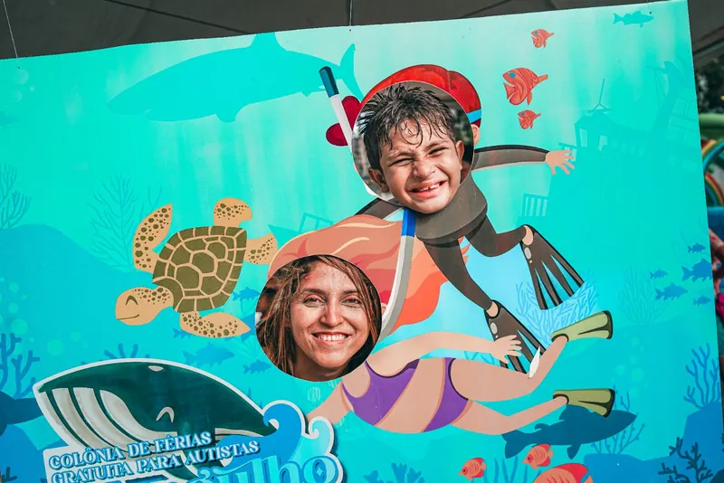 Painel temático de fundo do mar montado para a Colônia de Férias